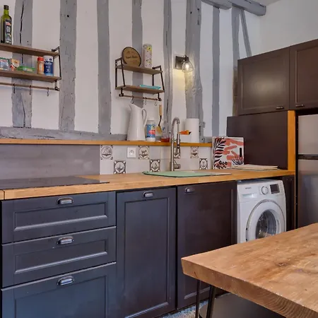 Ana 2 Pieces Au Coeur Du Centre Historique De Apartament *